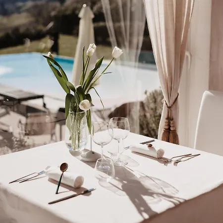 Hotel Relais Colle Buono